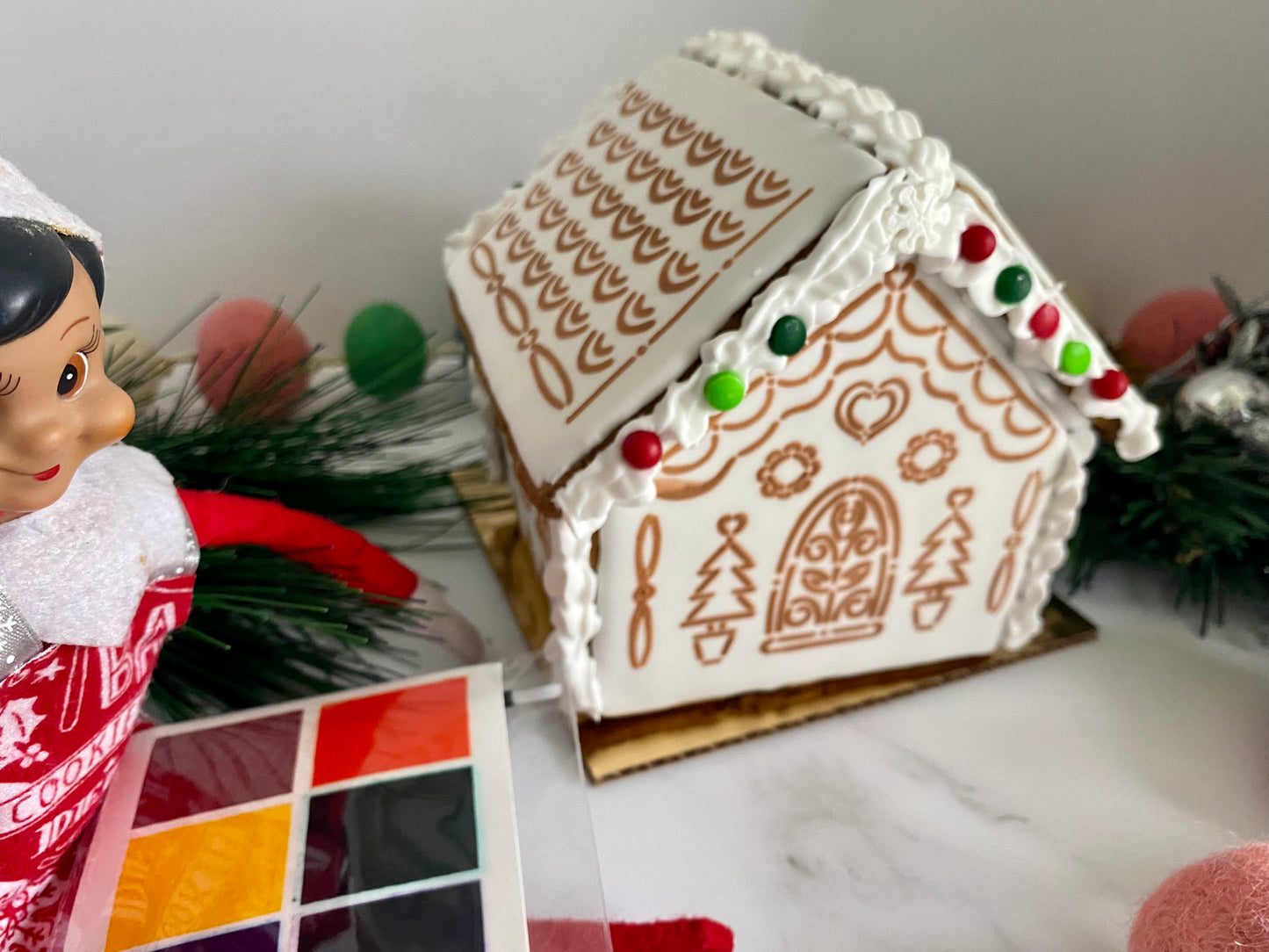 Paint your own Gingerbread House Kit