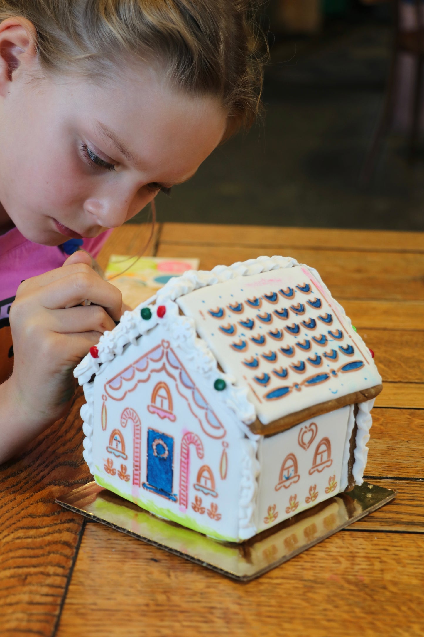 Paint your own Gingerbread House Kit