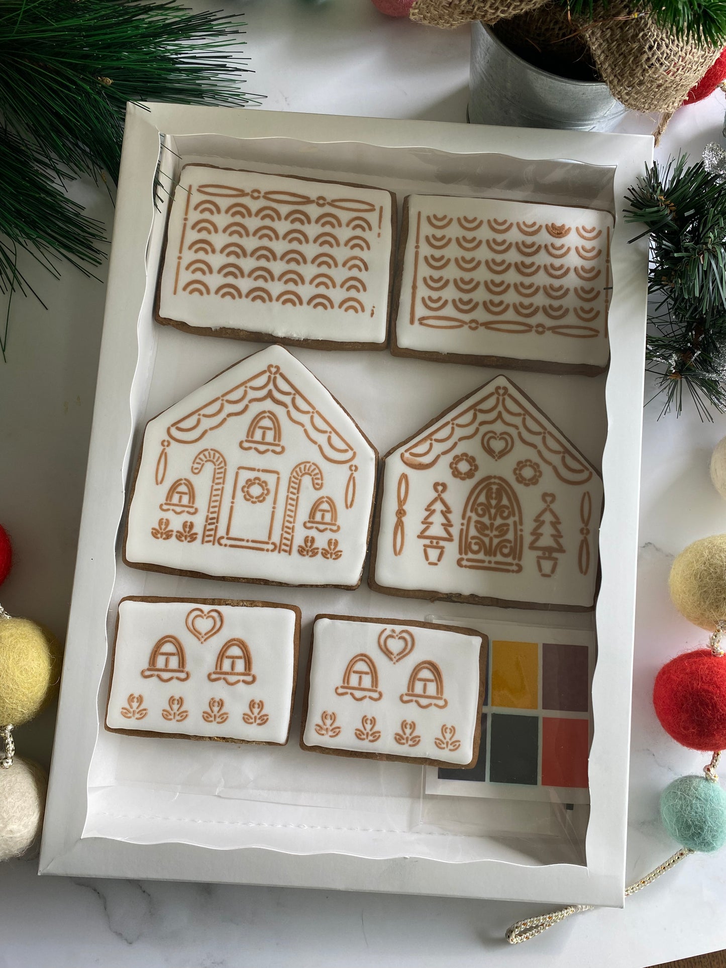 Paint your own Gingerbread House Kit