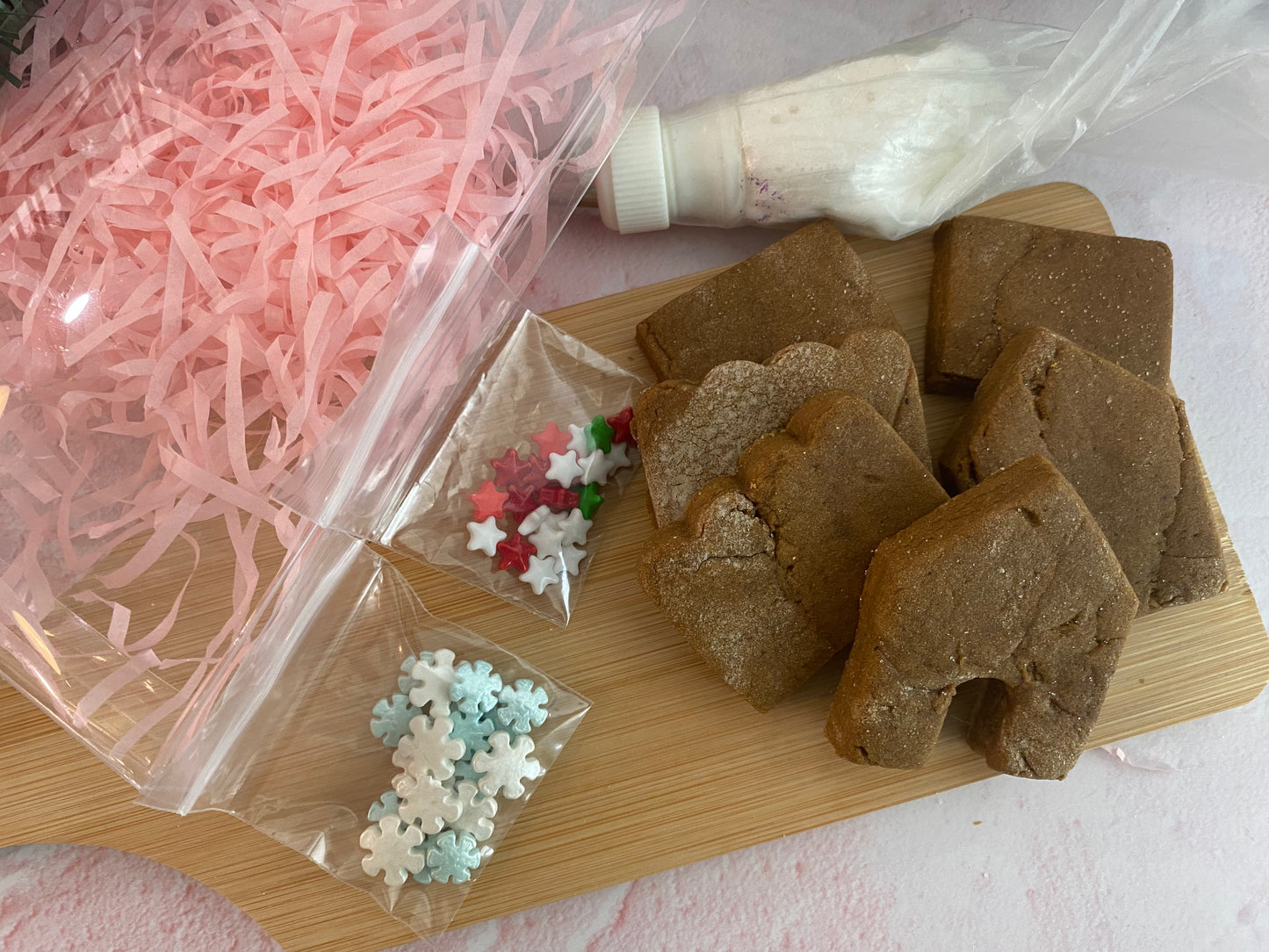 Mini DIY Gingerbread house